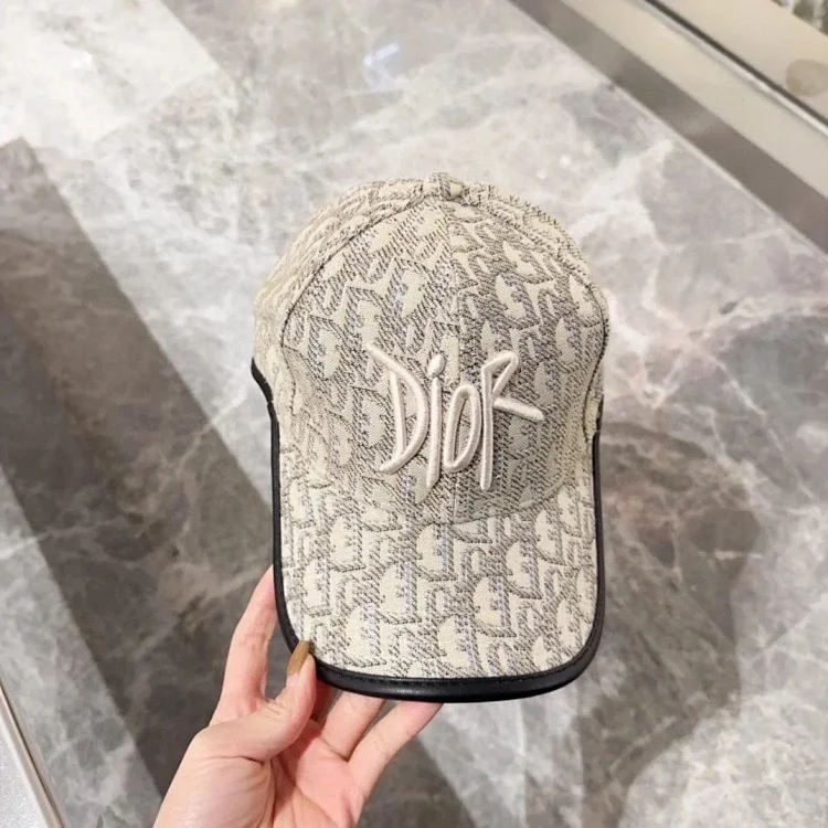  Dior hat