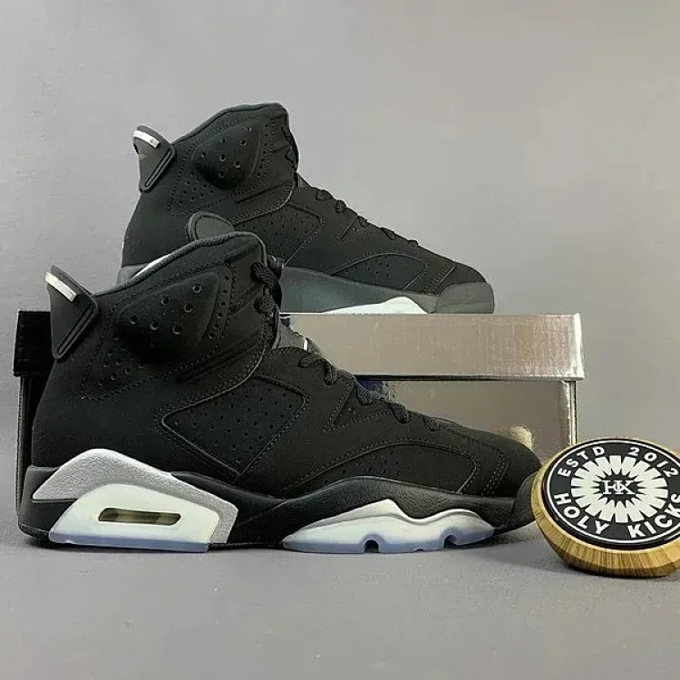 NIKE AIR JORDAN 6